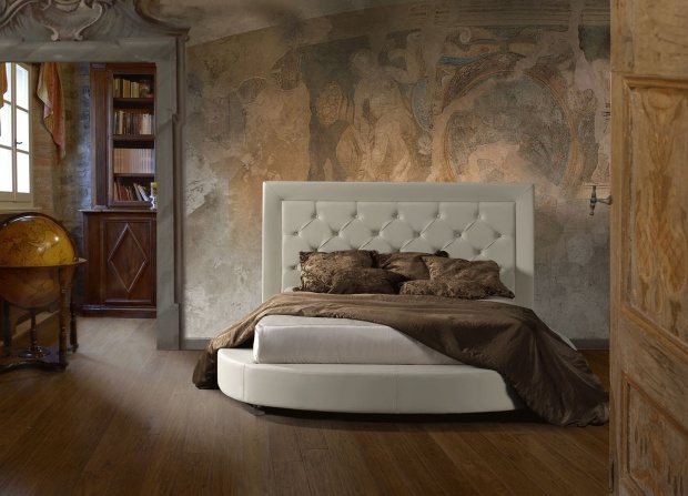 letto rotondo in ecopelle bianca 