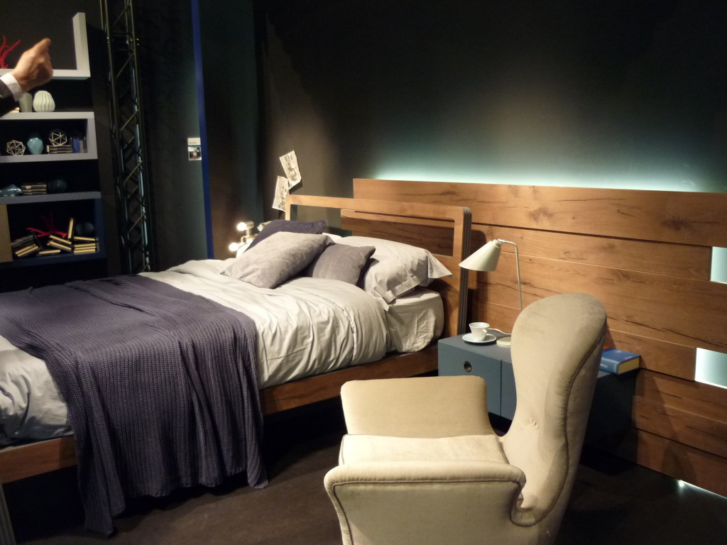 salone del mobile letto legno Fimar